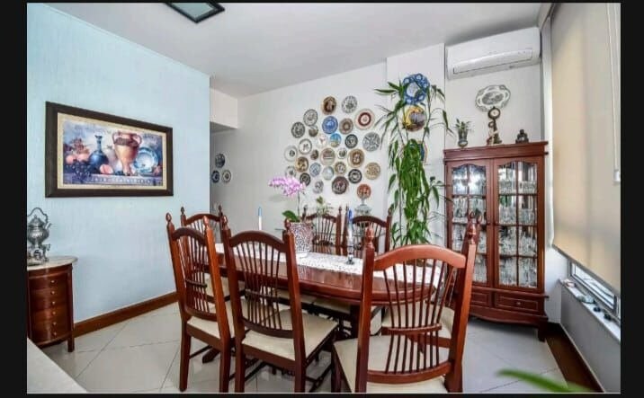 Apartamento em Copacabana 2 Quartos Rua Hilário de Gouveia 120m2