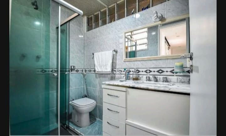 Apartamento em Copacabana 2 Quartos Rua Hilário de Gouveia 120m2