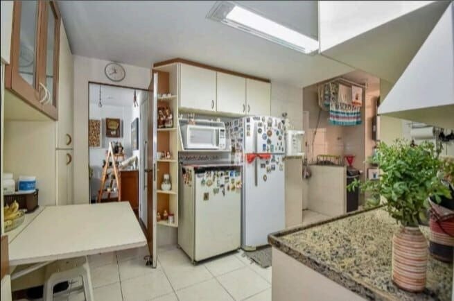 Apartamento em Copacabana 2 Quartos Rua Hilário de Gouveia 120m2