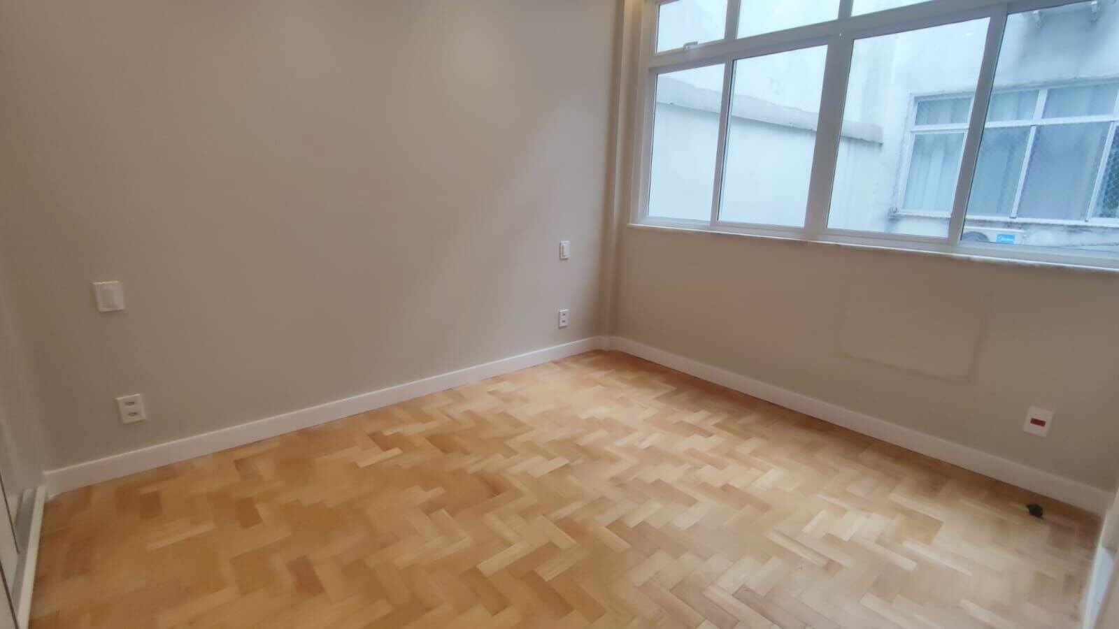 Apartamento em Ipanema 2 Quartos Rua Nascimento Silva 68m2
