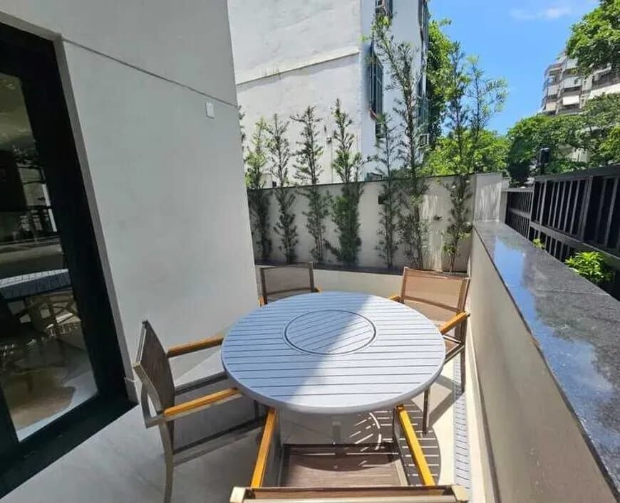 Apartamento em Laranjeiras 3 Quartos Rua Coelho Neto 135m2