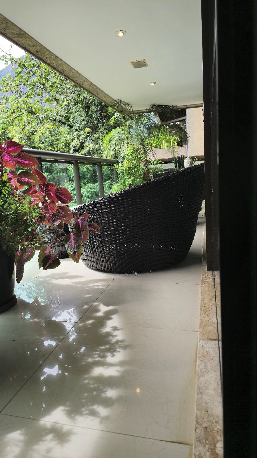 Apartamento na Lagoa 3 Suítes Avenida Epitácio Pessoa 160m2