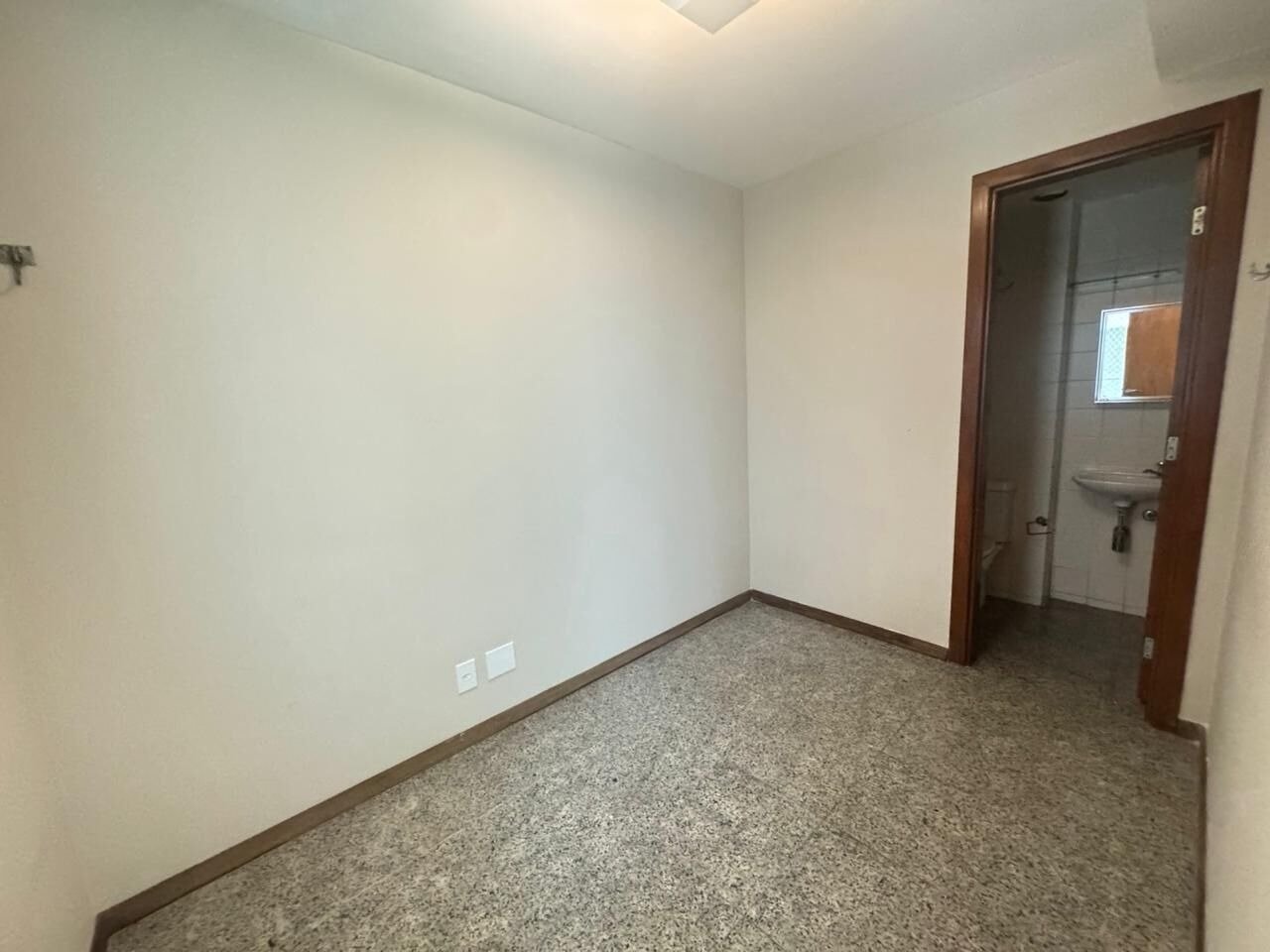 Apartamento na Lagoa 4 Suítes Avenida Epitácio Pessoa 236m2