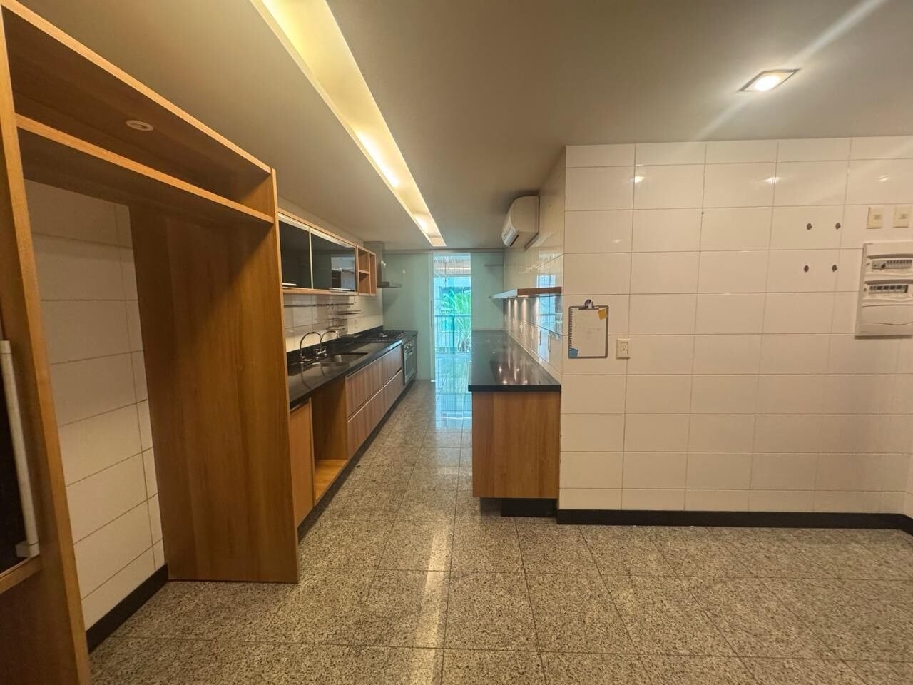Apartamento na Lagoa 4 Suítes Avenida Epitácio Pessoa 236m2