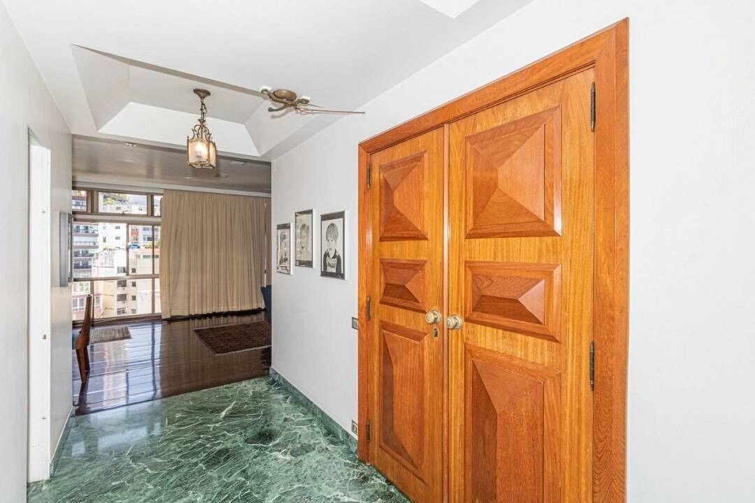 Apartamento no Alto Leblon 3 Quartos Rua Brandão Filho 245m2