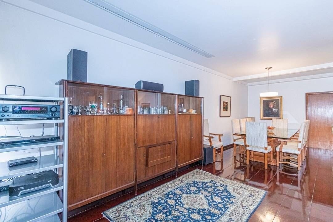 Apartamento no Alto Leblon 3 Quartos Rua Brandão Filho 245m2