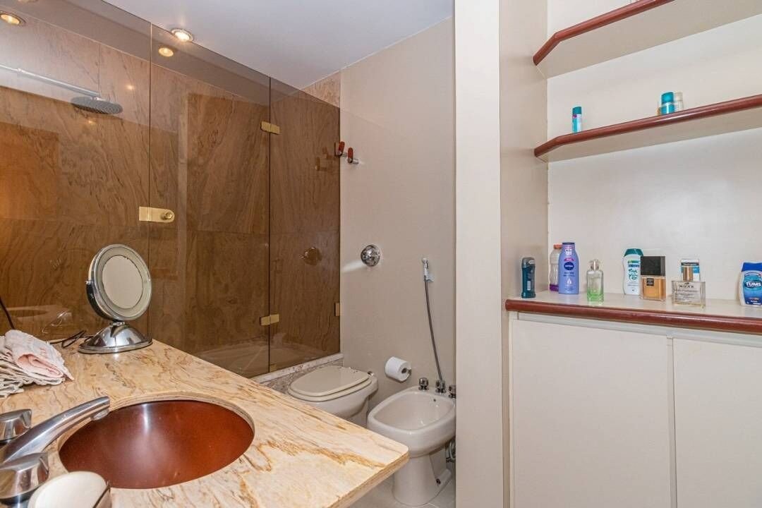 Apartamento no Alto Leblon 3 Quartos Rua Brandão Filho 245m2