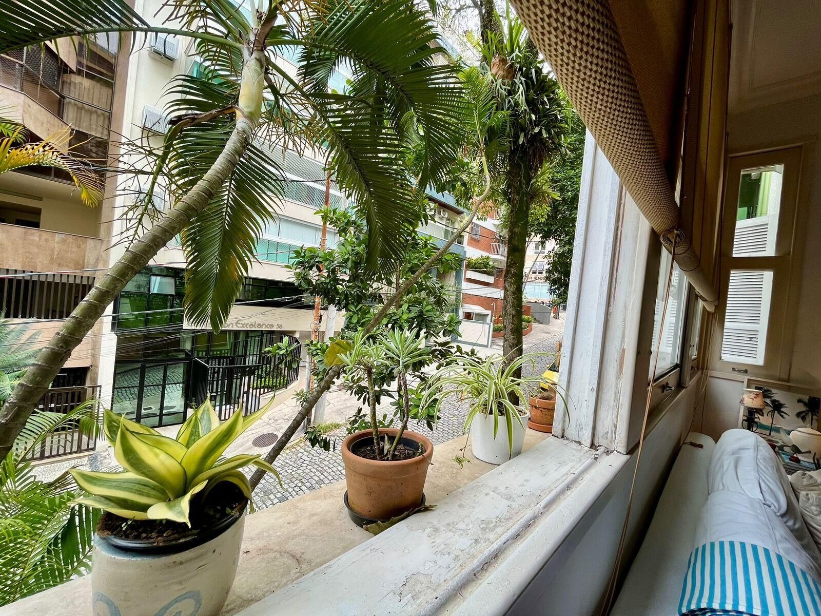 Apartamento no Alto Leblon 3 Quartos Rua Igarapava 144m2