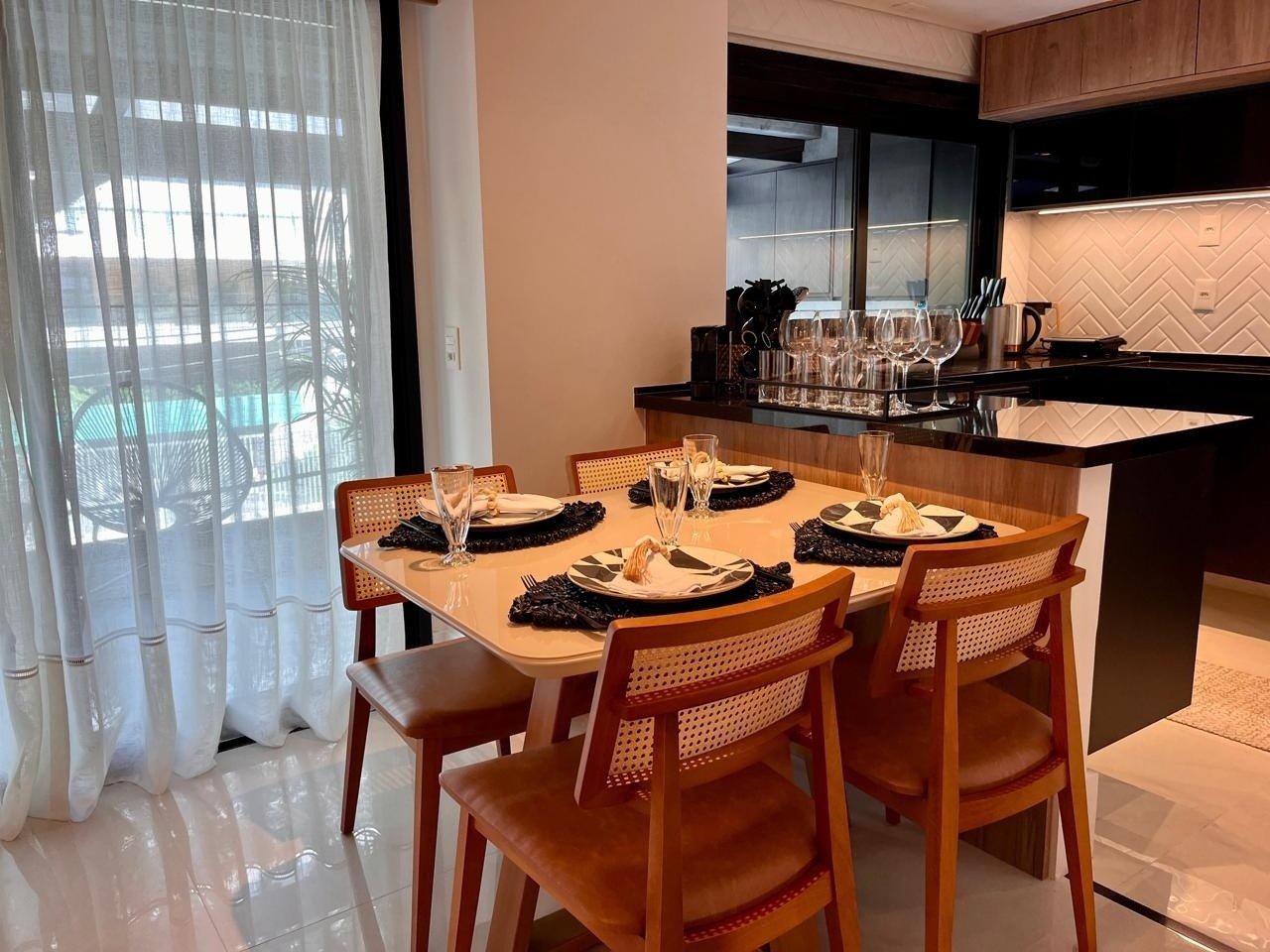 Apartamento no Condomínio Bartô 144 2 Quartos Rua Bartolomeu Mitre 90m2