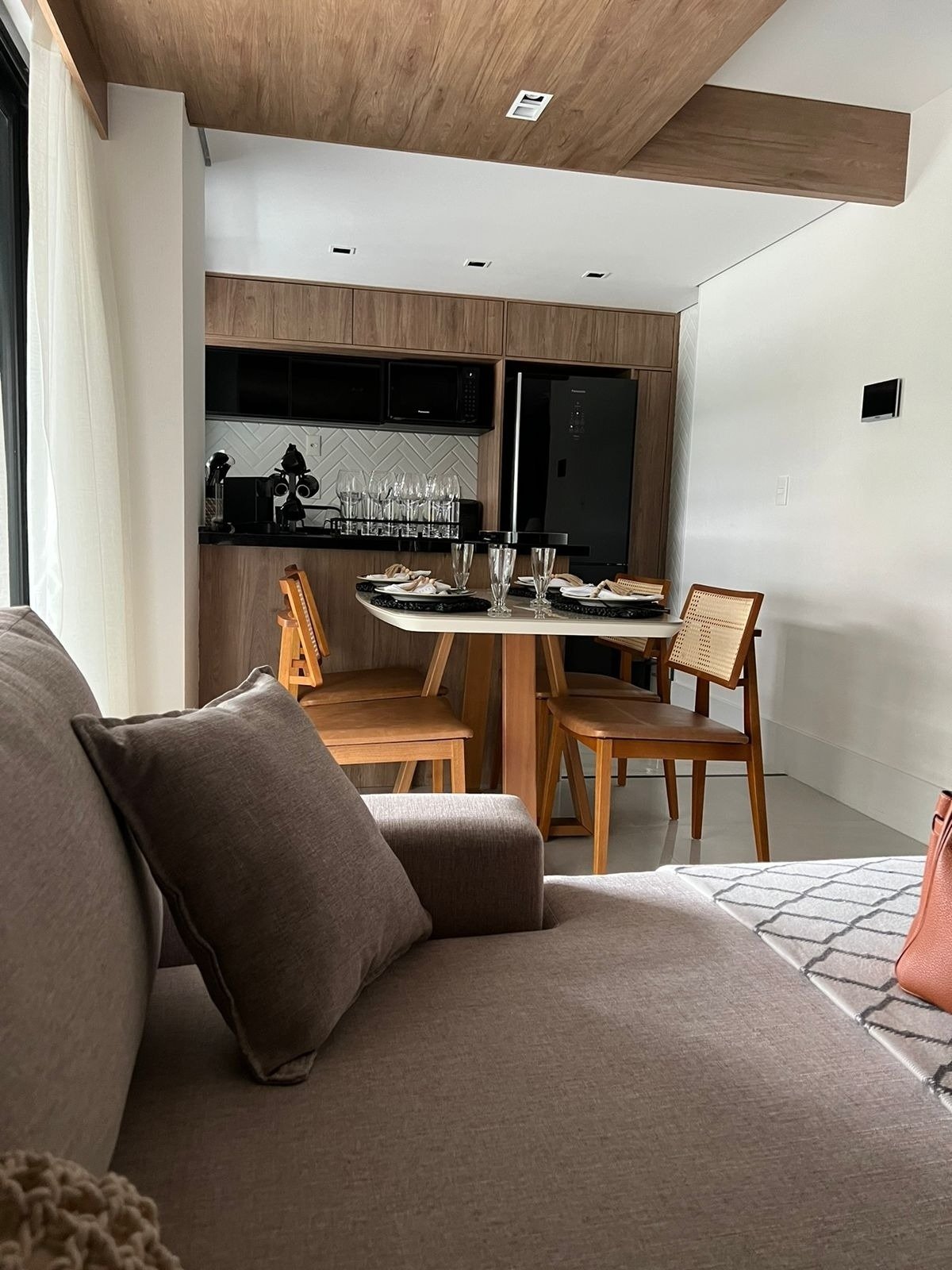 Apartamento no Condomínio Bartô 144 2 Quartos Rua Bartolomeu Mitre 90m2