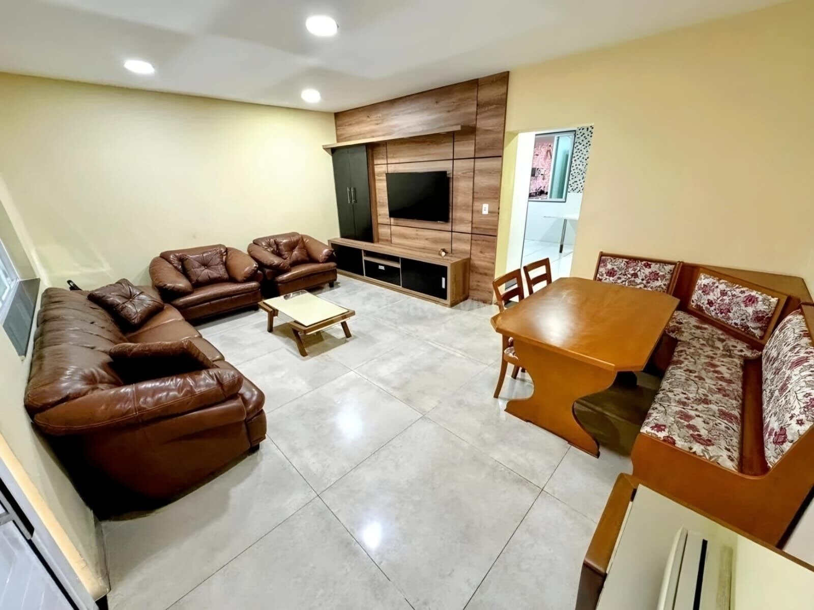 Casa em Laranjeiras 4 Suítes Rua Coelho Neto 228m2