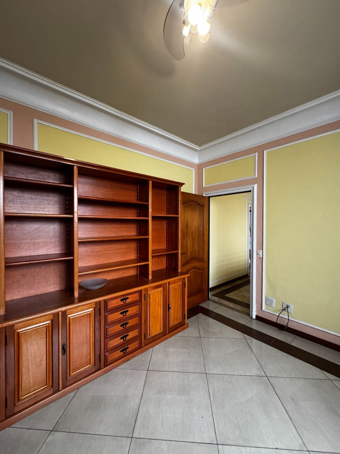 Casa em Laranjeiras 5 Quartos Rua Marquês de Pinedo 400m2