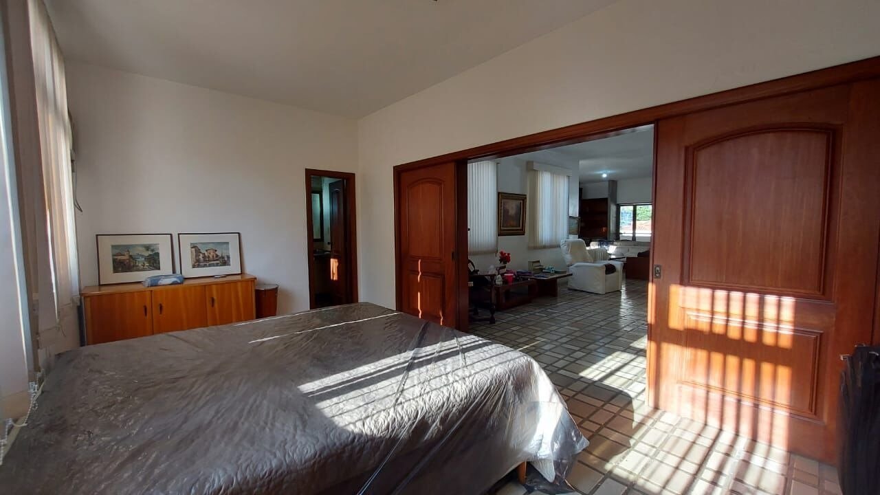 Casa na Urca 6 Quartos Rua Otávio Corrêa 387m2