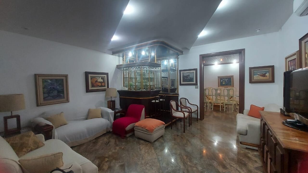 Casa na Urca 6 Quartos Rua Otávio Corrêa 387m2