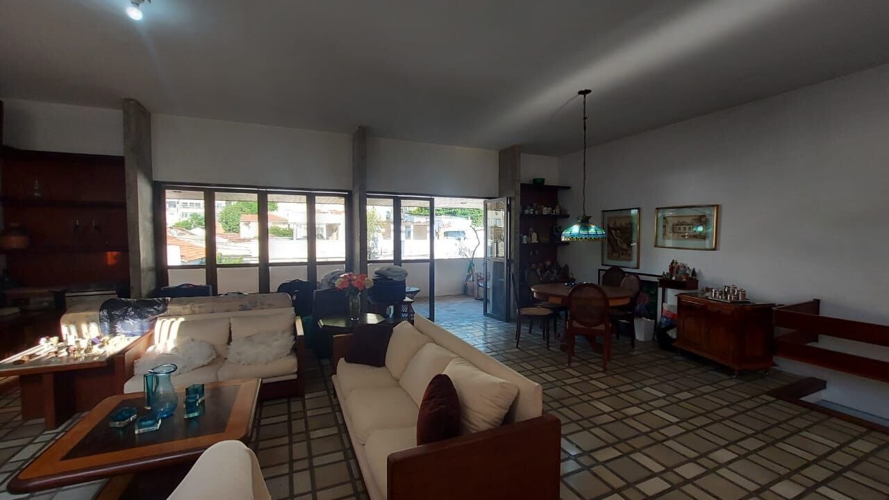 Casa na Urca 6 Quartos Rua Otávio Corrêa 387m2