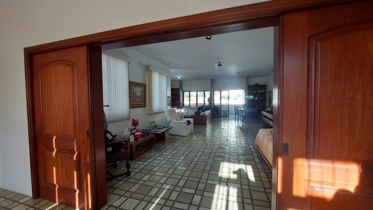 Casa na Urca 6 Quartos Rua Otávio Corrêa 387m2