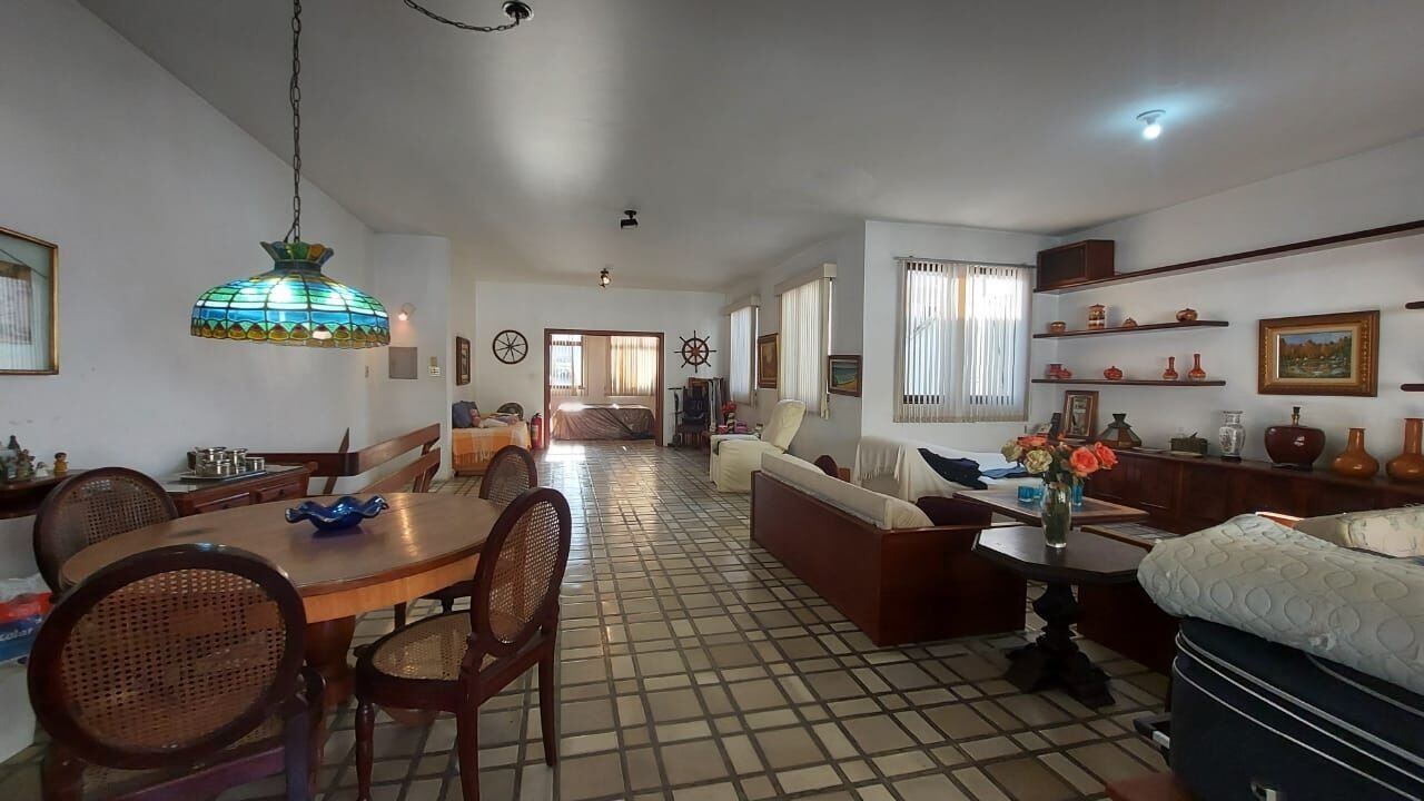 Casa na Urca 6 Quartos Rua Otávio Corrêa 387m2