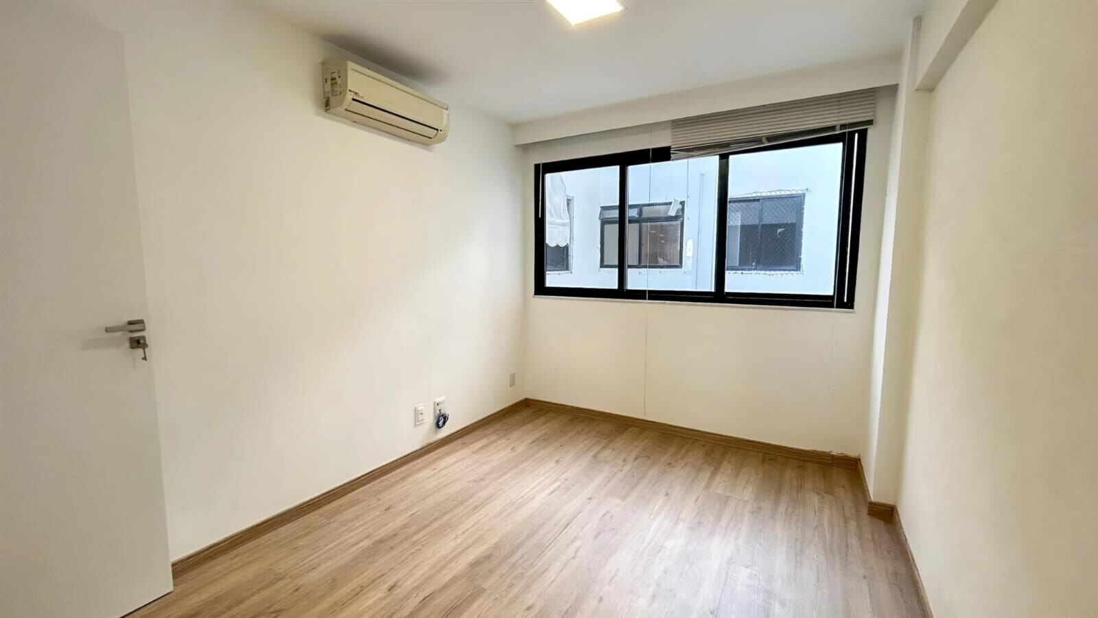 Cobertura em Botafogo 4 Quartos Rua Eduardo Guinle 210m2