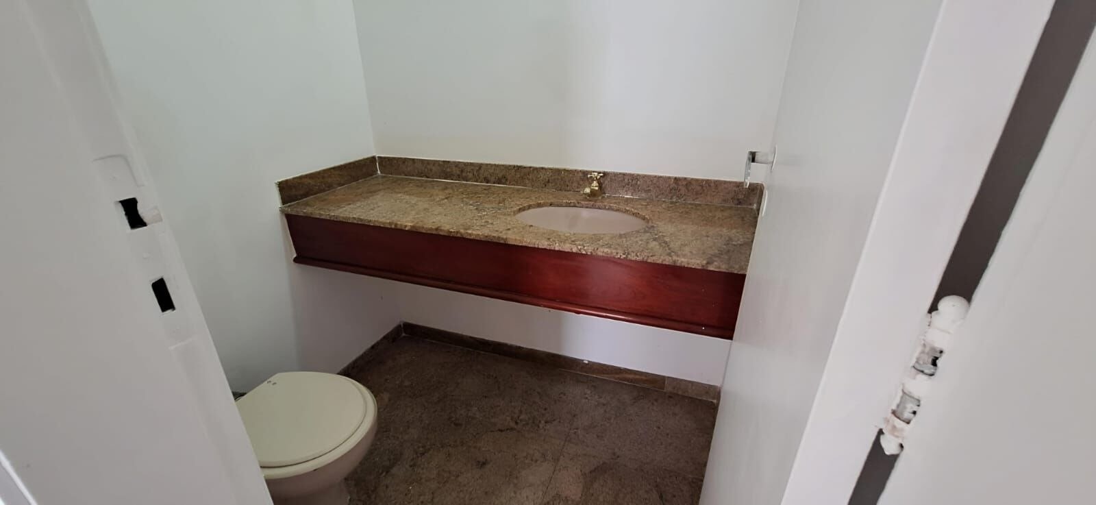 Cobertura em Laranjeiras 4 Quartos Rua Paulo César de Andrade 270m2