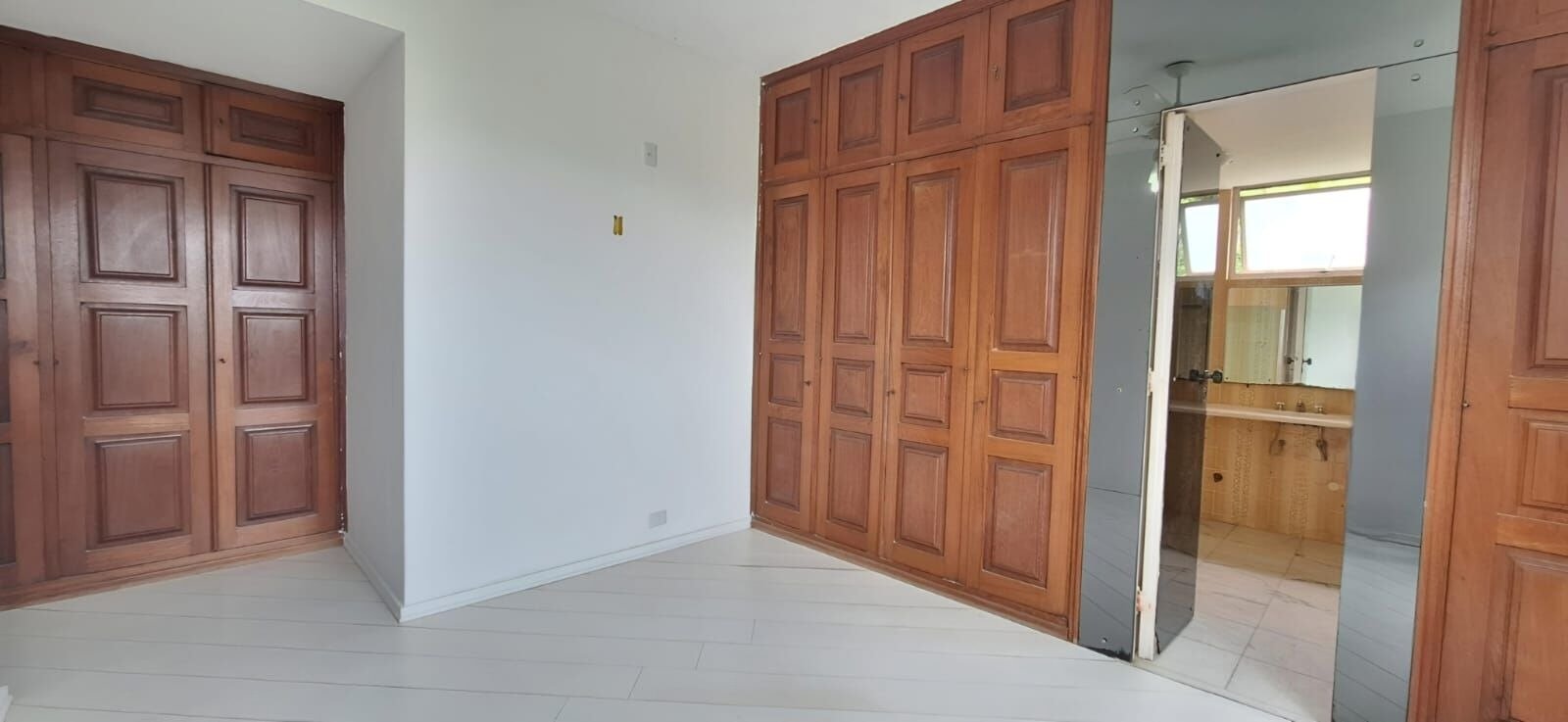 Cobertura em Laranjeiras 4 Quartos Rua Paulo César de Andrade 270m2