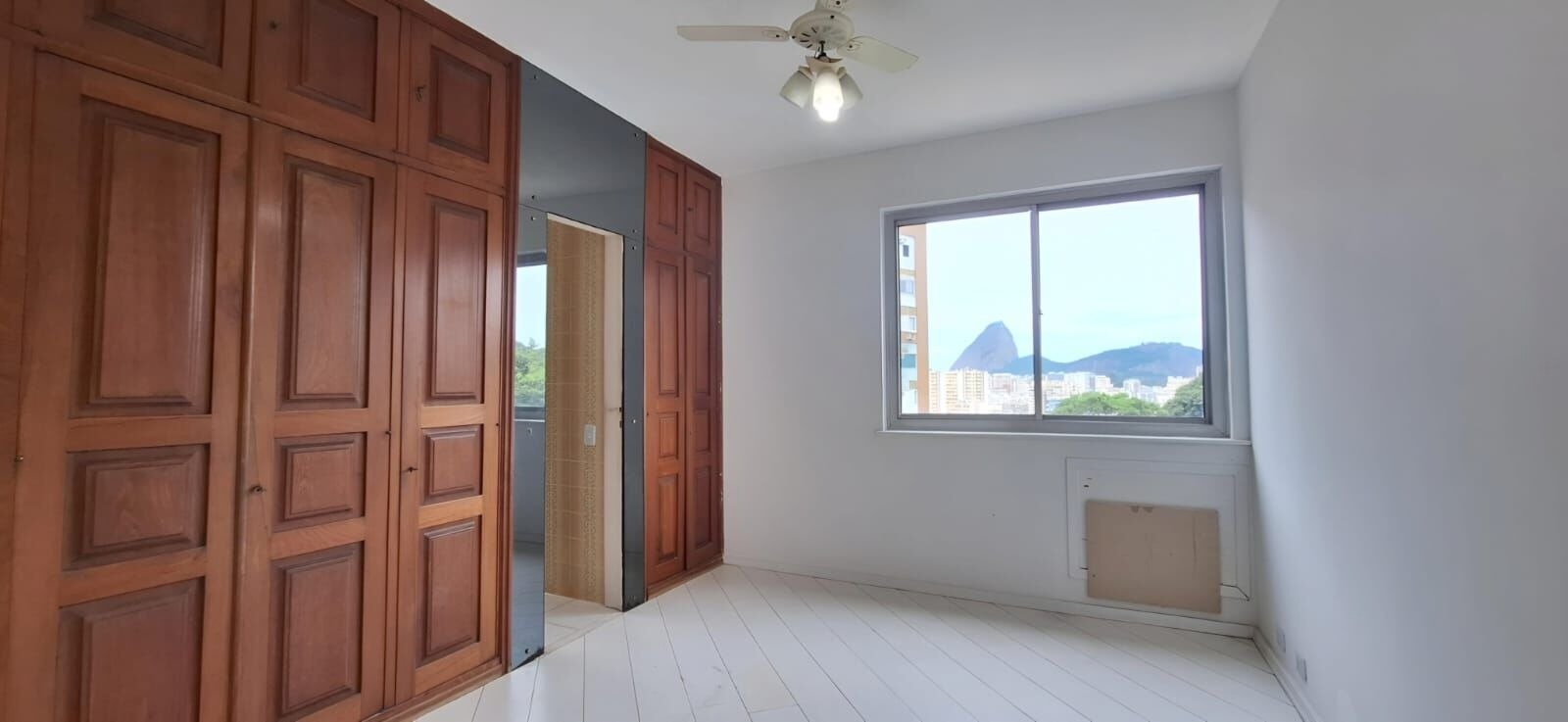 Cobertura em Laranjeiras 4 Quartos Rua Paulo César de Andrade 270m2