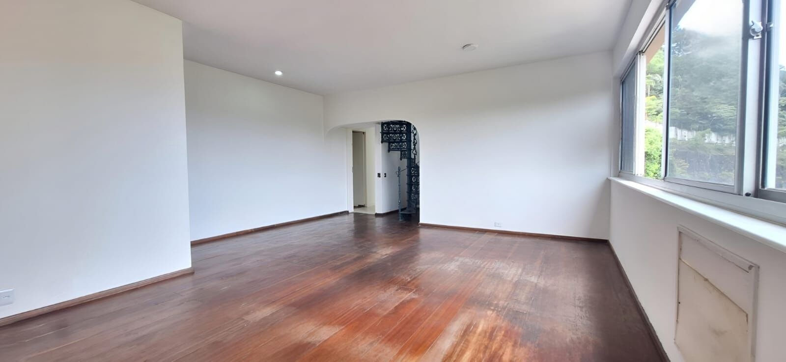 Cobertura em Laranjeiras 4 Quartos Rua Paulo César de Andrade 270m2