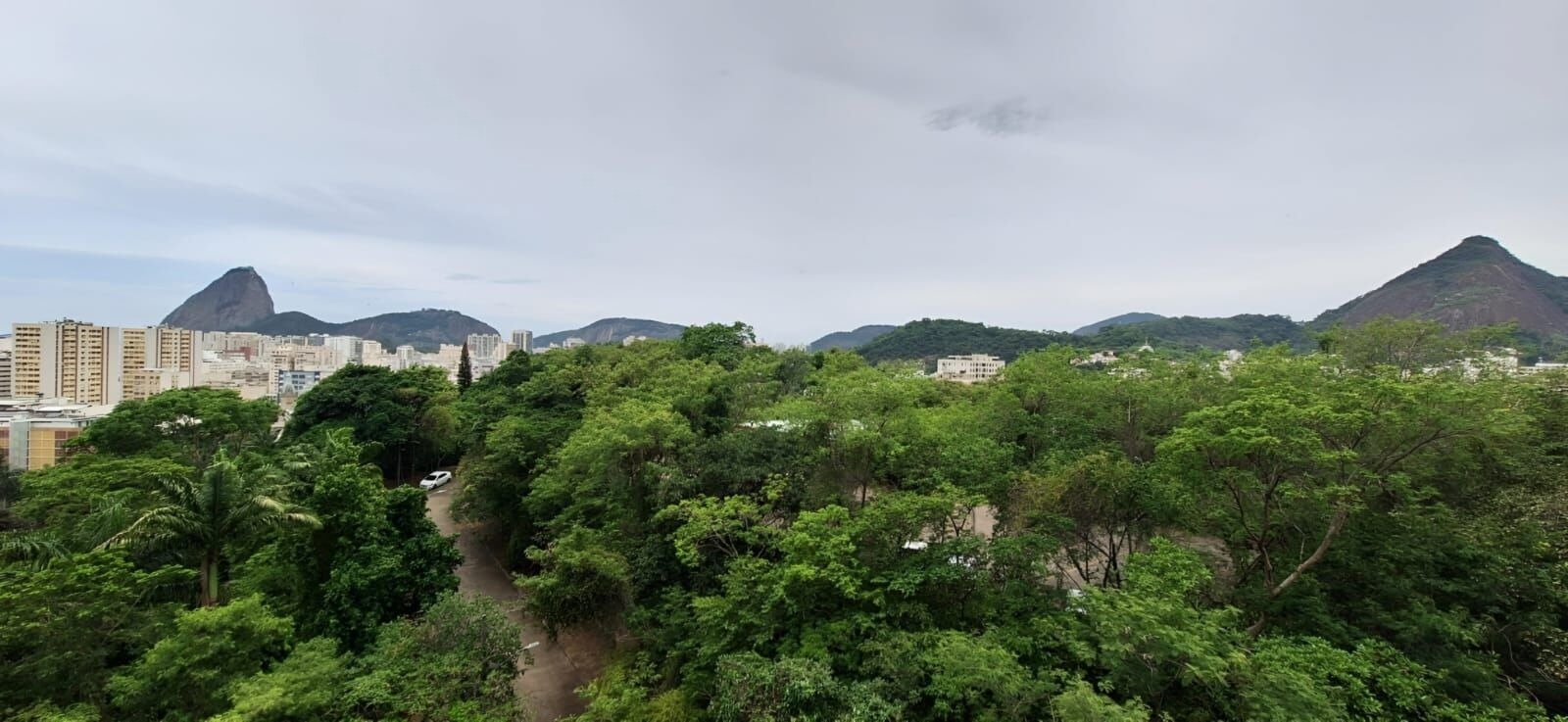 Cobertura em Laranjeiras 4 Quartos Rua Paulo César de Andrade 270m2