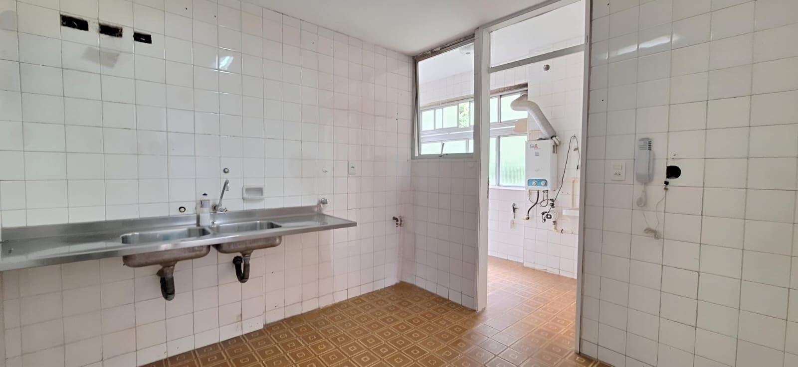 Cobertura em Laranjeiras 4 Quartos Rua Paulo César de Andrade 270m2