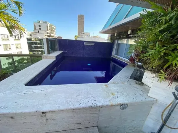 Cobertura no Leblon 3 Suítes Rua João Lira 490m2