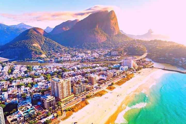 Histórico de Valorização Imobiliária na Avenida Rachel de Queiroz 100 Barra da Tijuca