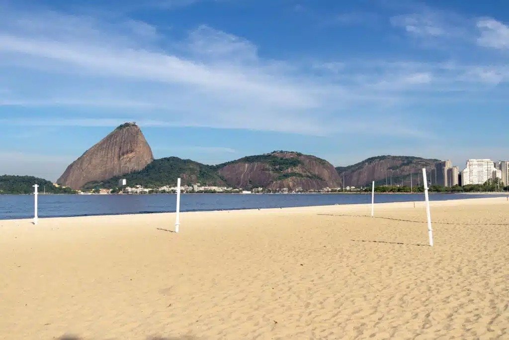 Fotos perspectivas e tour o que esperar do lançamento residencial na Rua Princesa Januária 34 Flamengo