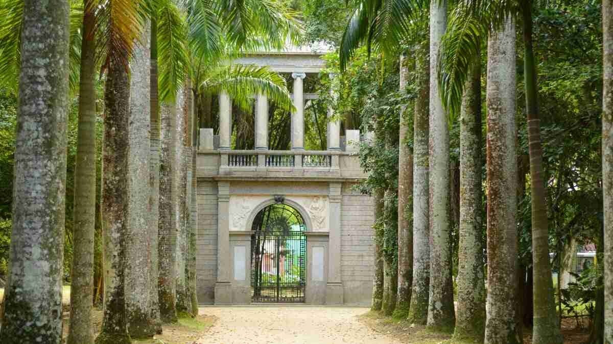 Bairro Lançamentos na R. Jardim Botânico - Jardim Botânico