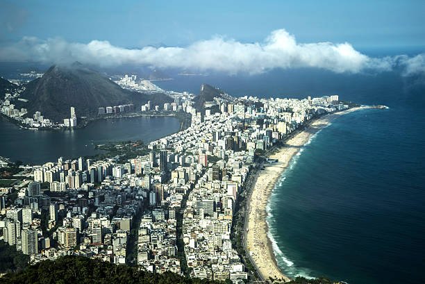 Cobertura Duplex 5 suítes na Rua Cupertino Durão Leblon RJ